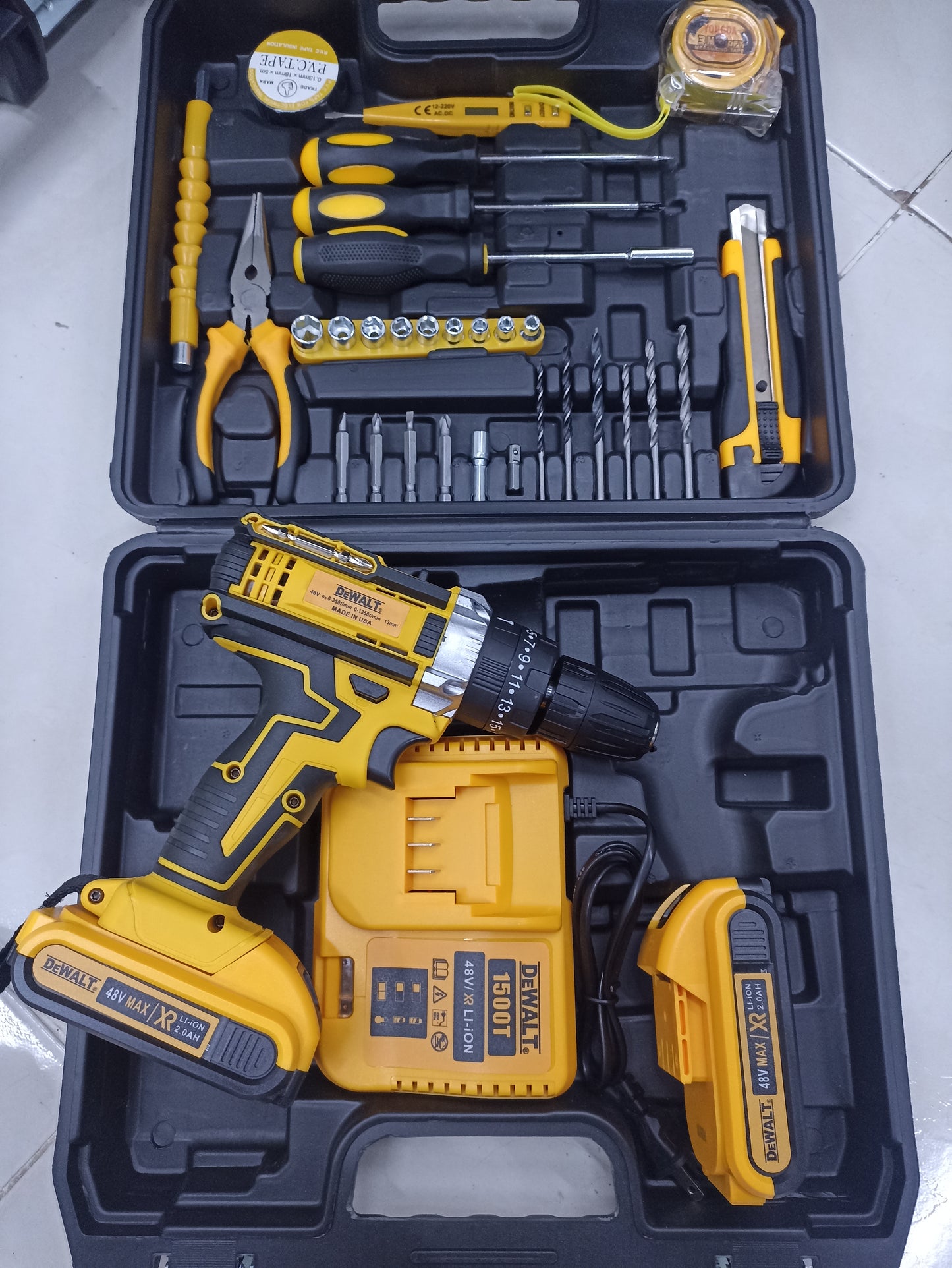 Taladro 48 V DeWalt semi full+asesorios